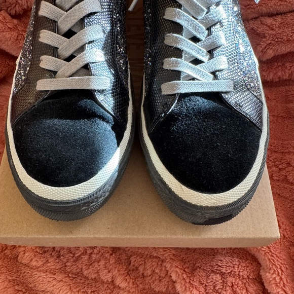 Steve Madden Embark Glitter Sneaker Size 11 - Picture 5 of 10